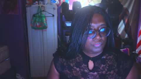 Snapshot of naomifux chatting on March 4, 9:48 am Naomi online show from March 4, 9:48 am