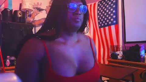 Snapshot of naomifux chatting on March 19, 9:41 pm Naomi online show from March 19, 9:41 pm