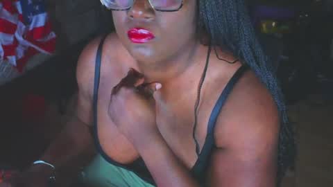 Naomi online show from May 13, 7:39 am