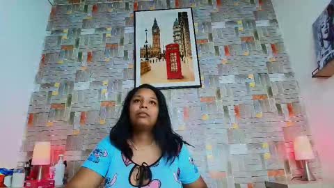 Naomi Campbel online show from December 18, 9:10 pm