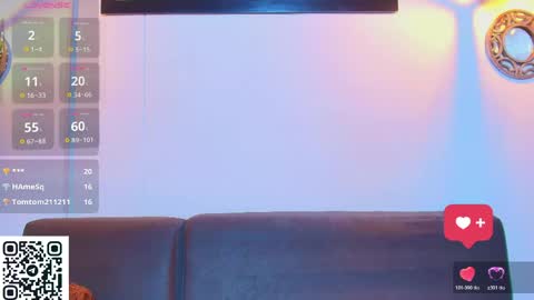 Naomi Campbel online show from May 22, 8:36 pm
