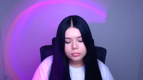 Snapshot of naomivibes chatting on September 23, 12:30 pm Naomi online show from September 23, 12:30 pm