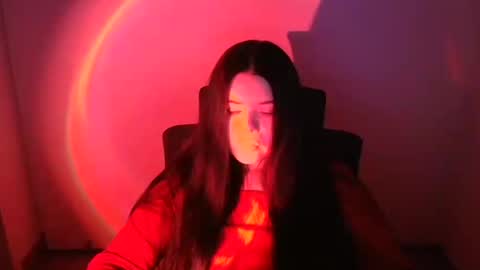 Snapshot of naomivibes chatting on October 6, 11:35 pm Naomi online show from October 6, 11:35 pm