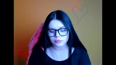 Snapshot of naomivibes chatting on November 13, 12:37 pm Naomi online show from November 13, 12:37 pm