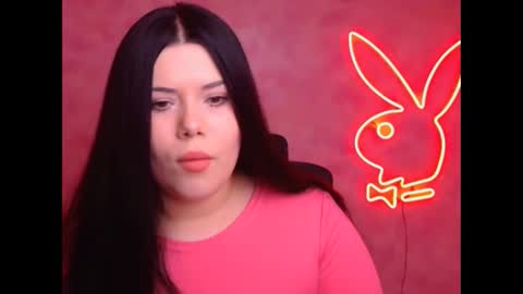 Snapshot of naomivibes chatting on December 4, 10:07 pm Naomi online show from December 4, 10:07 pm