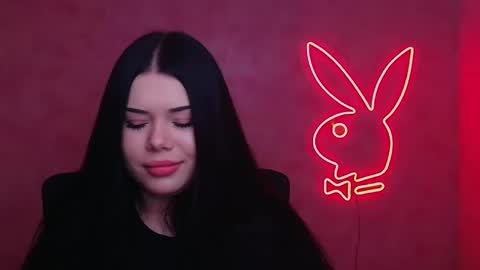 Snapshot of naomivibes chatting on December 22, 6:49 pm Naomi online show from December 22, 6:49 pm