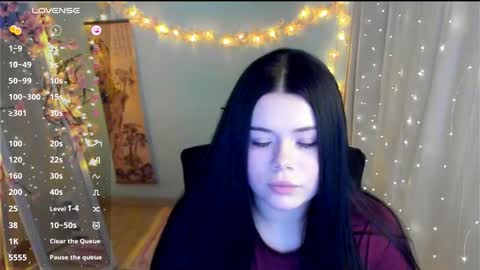 Snapshot of naomivibes chatting on March 12, 7:25 am Naomi online show from March 12, 7:25 am