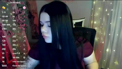 Snapshot of naomivibes chatting on March 14, 7:25 am Naomi online show from March 14, 7:25 am