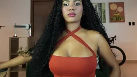 Naomi     online show from June 26, 1:43 am