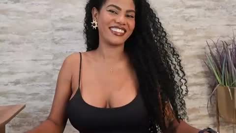 Naomi     online show from July 19, 5:55 am