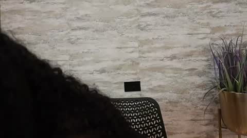 Naomi     online show from July 27, 4:08 am