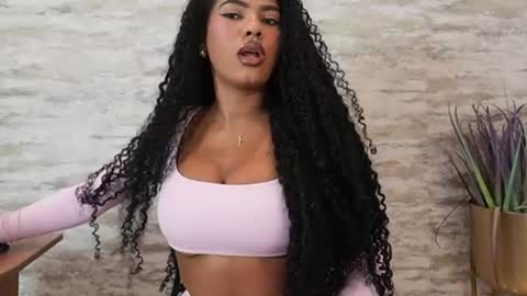 Naomi     online show from July 31, 6:46 am