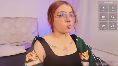 Snapshot of naomy_tay1 chatting on October 27, 3:10 am Naomy online show from October 27, 3:10 am