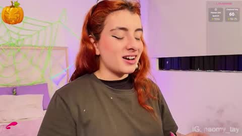 Snapshot of naomy_tay1 chatting on November 2, 3:42 am Naomy online show from November 2, 3:42 am