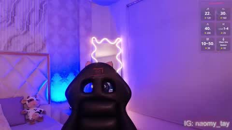Snapshot of naomy_tay1 chatting on November 23, 3:50 am Naomy online show from November 23, 3:50 am