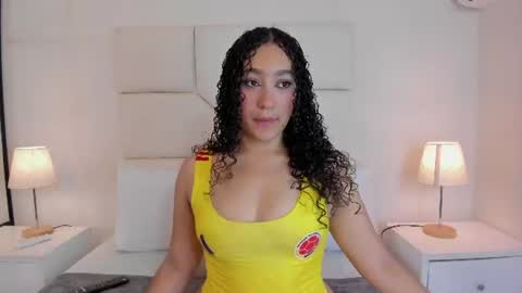 naomycambels online show from July 7, 7:07 pm