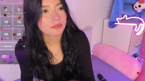 Snapshot of nara_pink chatting on May 22, 1:39 pm nara_pink online show from May 22, 1:39 pm