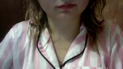 Snapshot of narcisjill chatting on December 8, 7:43 pm NarcisJill online show from December 8, 7:43 pm