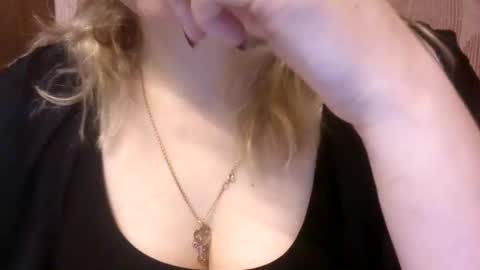 Snapshot of narcisjill chatting on January 5, 12:42 am NarcisJill online show from January 5, 12:42 am