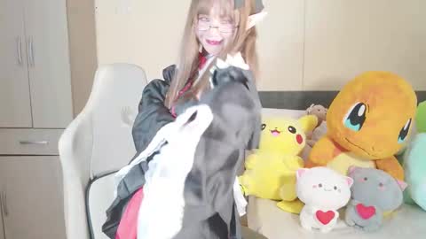 Snapshot of naree_masaki chatting on October 31, 2:29 pm Naree online show from October 31, 2:29 pm