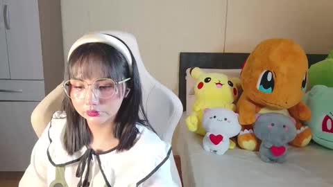 Snapshot of naree_masaki chatting on November 13, 11:31 am Naree online show from November 13, 11:31 am