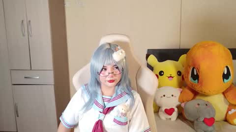 Snapshot of naree_masaki chatting on November 17, 1:39 pm Naree online show from November 17, 1:39 pm