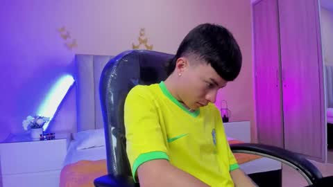 Nascary Fox online show from January 12, 7:08 pm