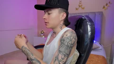 Nascary Fox online show from February 9, 7:40 pm