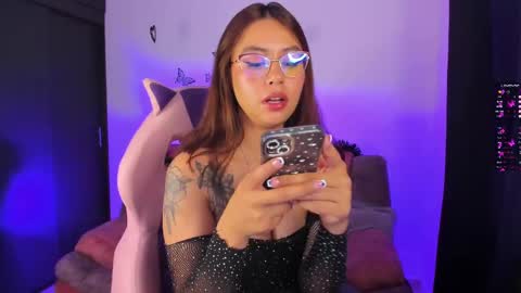 Snapshot of nasha_abby chatting on March 2, 3:02 am Call me Nasha online show from March 2, 3:02 am