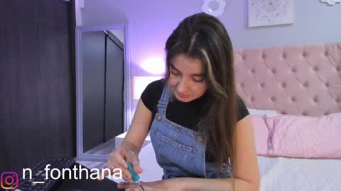 Nashly Fontana online show from December 9, 2:17 pm