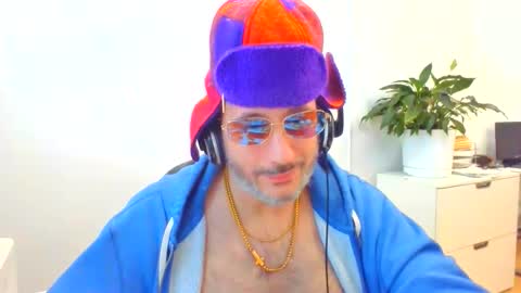 Snapshot of nassobout chatting on January 17, 4:54 pm nassobout online show from January 17, 4:54 pm