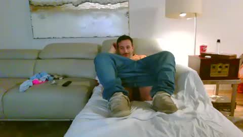 Snapshot of nassobout chatting on February 4, 1:00 am nassobout online show from February 4, 1:00 am