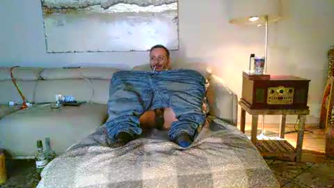 Snapshot of nassobout chatting on February 14, 1:46 am nassobout online show from February 14, 1:46 am