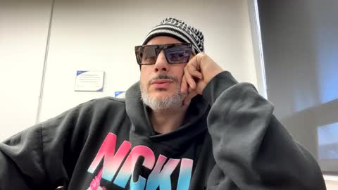 Snapshot of nassobout chatting on February 26, 10:20 pm nassobout online show from February 26, 10:20 pm