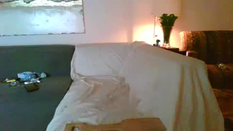 Snapshot of nassobout chatting on March 5, 10:22 am nassobout online show from March 5, 10:22 am