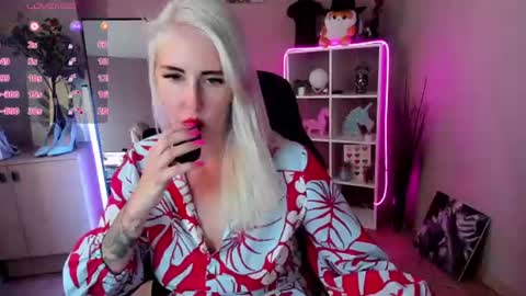 Nastya online show from June 22, 3:25 am