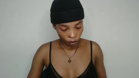 Snapshot of nastie_cumlover chatting on November 11, 8:31 pm bella online show from November 11, 8:31 pm