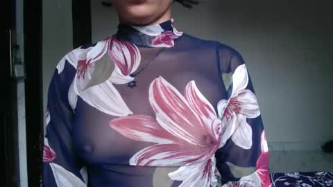 Snapshot of nastie_cumlover chatting on December 14, 9:03 am bella online show from December 14, 9:03 am