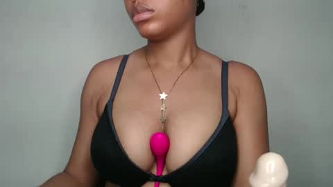 Snapshot of nastie_sheba chatting on December 3, 10:24 am sheba online show from December 3, 10:24 am