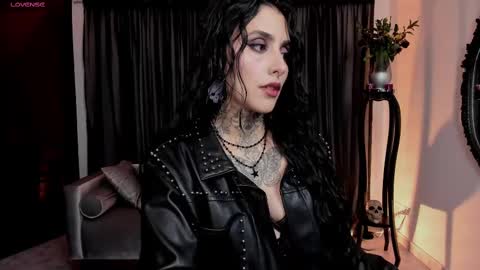 Snapshot of nasty_alice1 chatting on March 6, 3:13 am Goddess Alice online show from March 6, 3:13 am