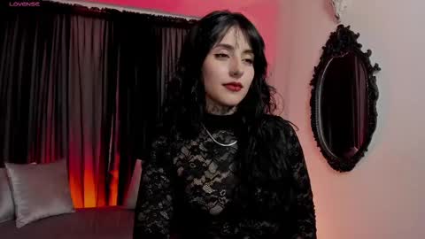 Snapshot of nasty_alice1 chatting on October 3, 6:43 am Goddess Alice online show from October 3, 6:43 am