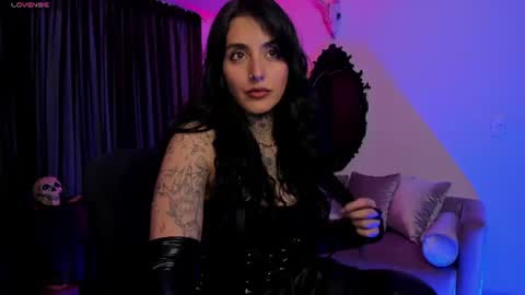 Snapshot of nasty_alice1 chatting on June 13, 7:06 am Goddess Alice online show from June 13, 7:06 am