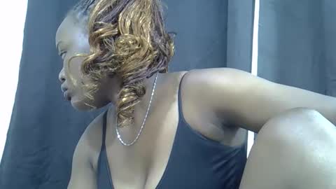 nasty_bitch05 online show from April 23, 7:16 pm