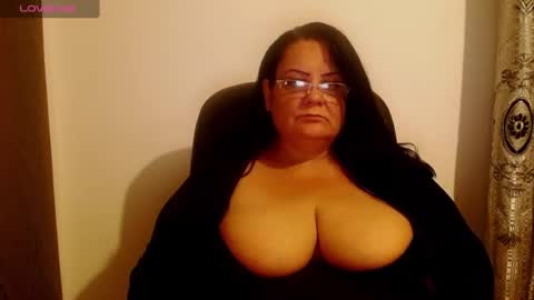 Snapshot of nastymilf34 chatting on August 4, 9:06 pm Miss Pam online show from August 4, 9:06 pm