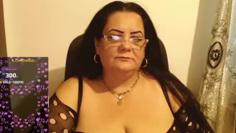 Snapshot of nastymilf34 chatting on August 7, 8:27 am Miss Pam online show from August 7, 8:27 am