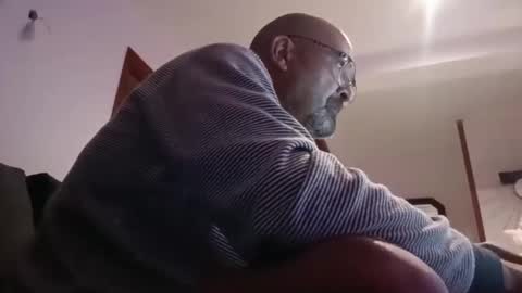 Snapshot of nata1974 chatting on November 14, 6:01 am nata1974 online show from November 14, 6:01 am