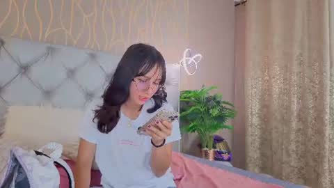 natalia online show from August 5, 8:33 pm