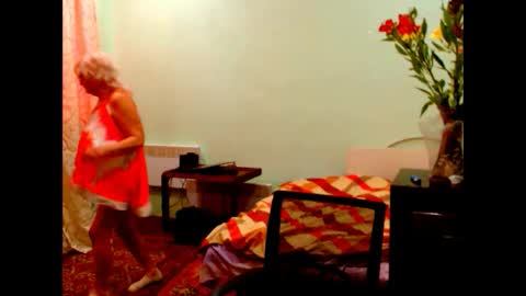 natali online show from April 26, 7:17 am