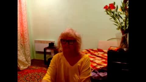 natali online show from April 28, 5:12 am