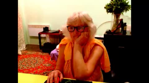 Snapshot of natali7634 chatting on May 10, 8:08 am natali online show from May 10, 8:08 am